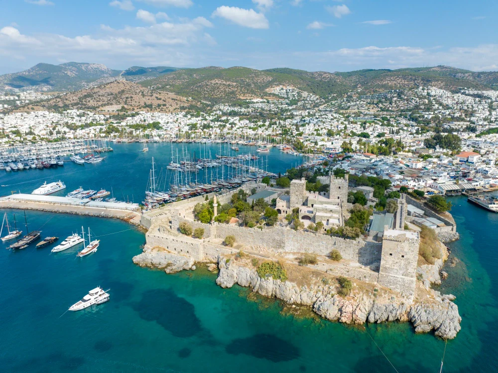 İzmir Havalimanı Bodrum VIP transfer aracı Mercedes Vito